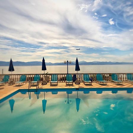 Brentanos Apartments - A - View Of Paradise Gastouri  Esterno foto