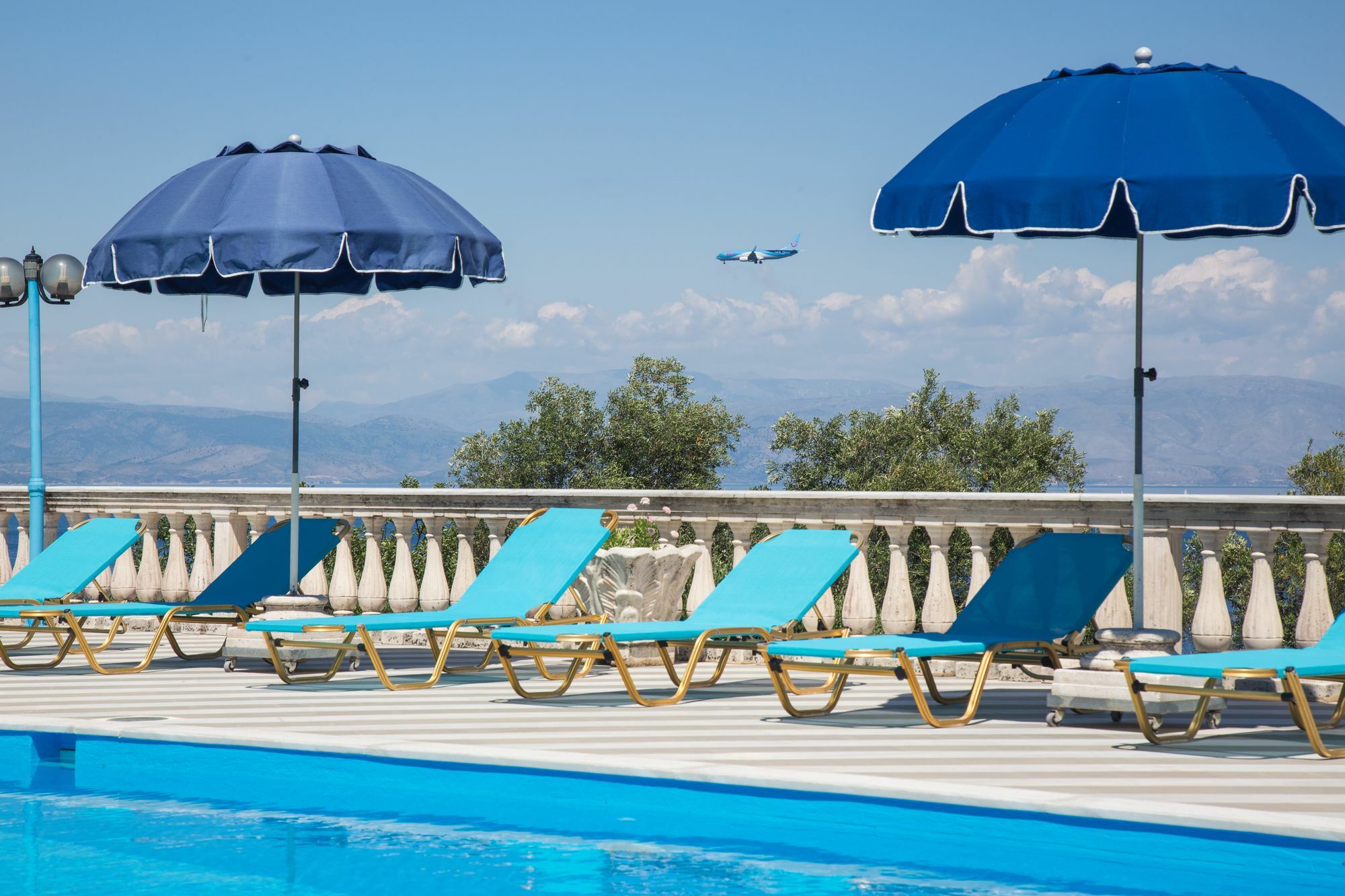 Brentanos Apartments - A - View Of Paradise Gastouri  Esterno foto
